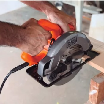SERRA CIRCULAR 7.1/4 1400W 220V (CS1004BR) -- BLACK&DECKER